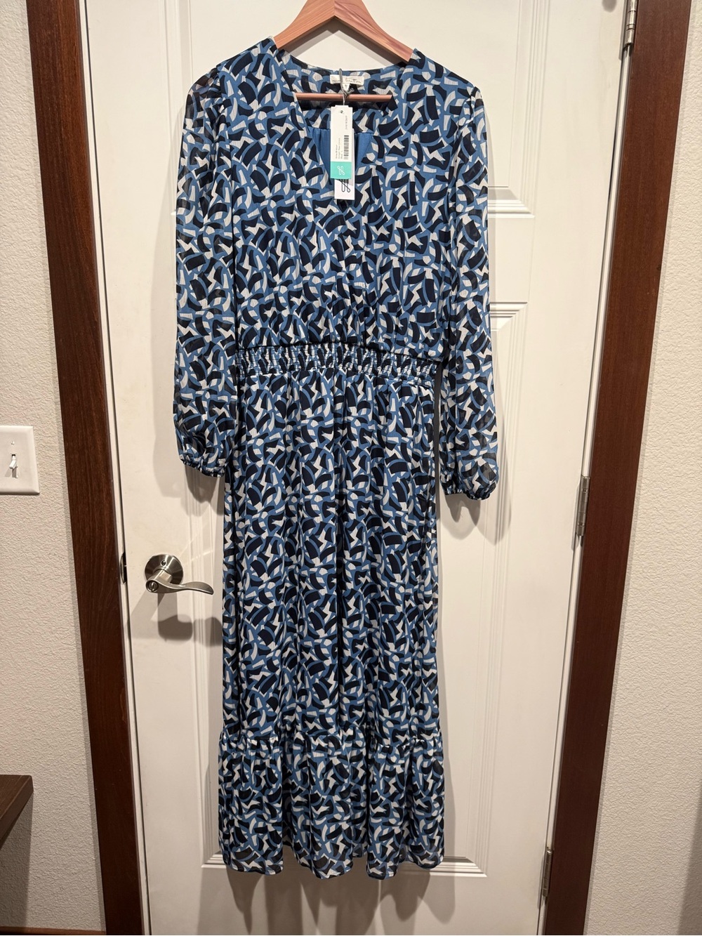 nine britton Blue Patterned Long Sleeve Maxi Dress